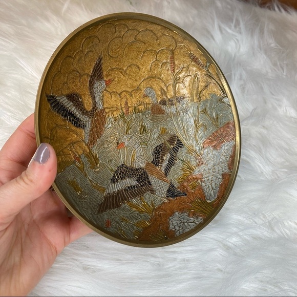 Archana Handicrafts Brass Cloisonné Painted Enamel Birds in Pond Decorative Bowl - Picture 3 of 10